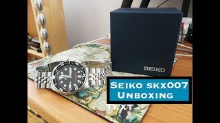 Seiko SKX 007: An Unboxing