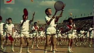 Spartakiáda 1985 - Mladší žiaci (tenisové rakety a molitánové loptičky, potítka na zápestiach)