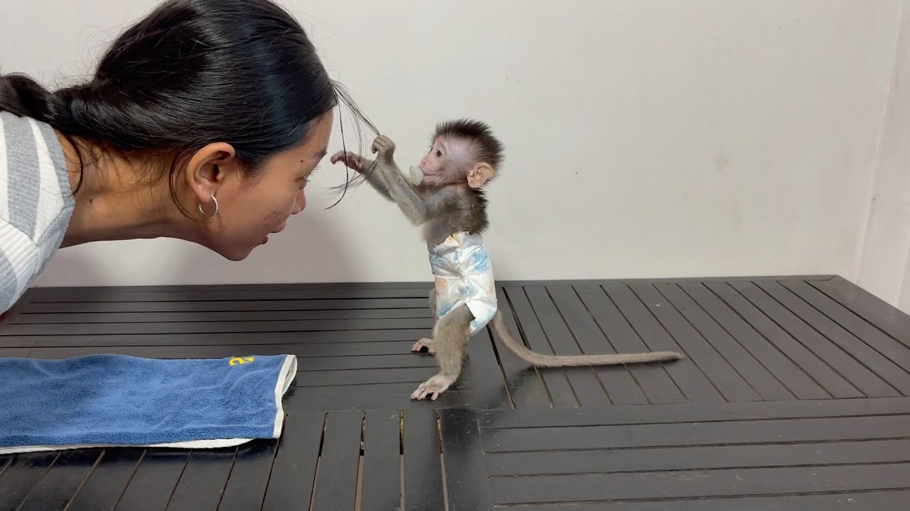 Mom is beautiful and 🥰 