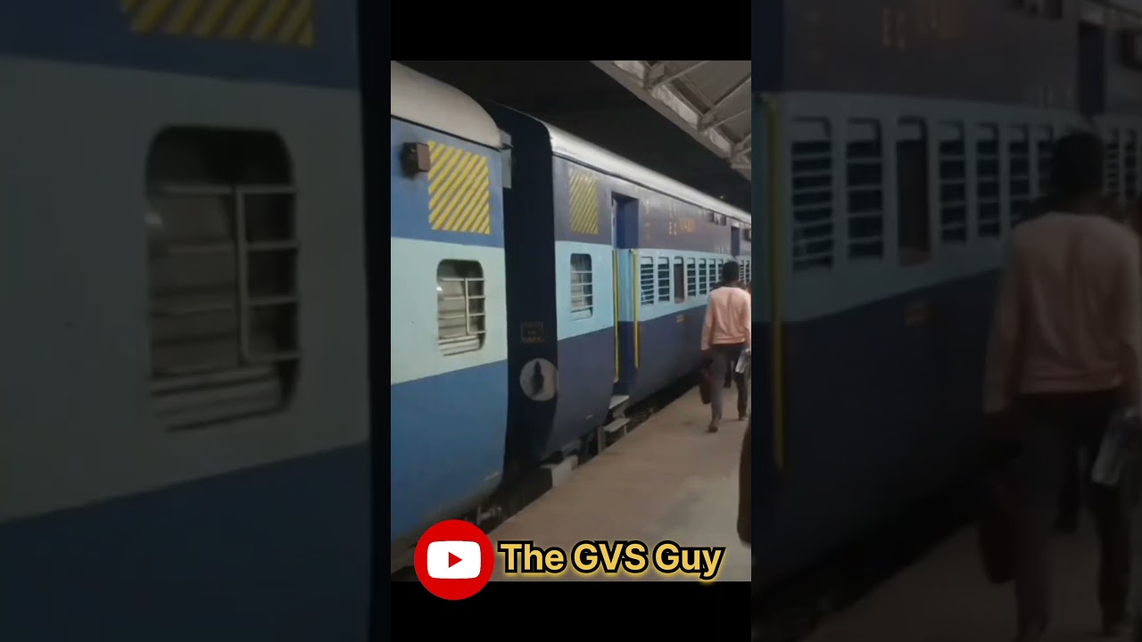 Black Diamond Express in ICF blue rake................. 