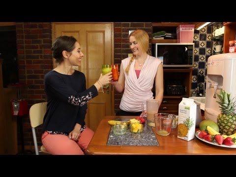 the-perfect-power-shake-smoothie-with-pregnancy-fitness-experts-fittamamma!!