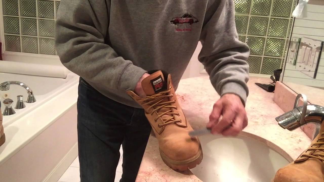 How to Clean Timberland Boots With Household Items 