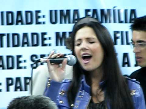 Lydia Moises canta Escudo