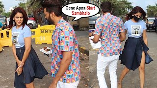 Genelia Dsouza Most Embarrassing Moment In Public Riteish Deshmukh Got Angry Snapped By Media