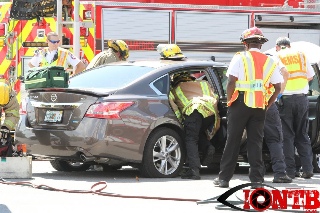 Multiple injuries in extrication crash at Ulmerton and Ridge Road YouTube