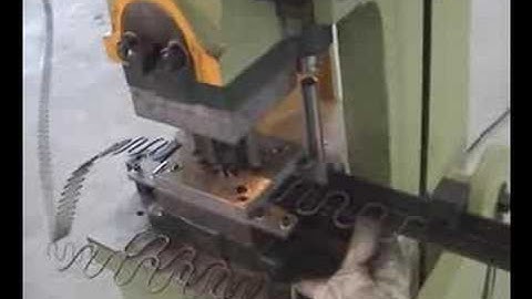 Model QD2 Automatic S-Shape Spring Cutting Machine