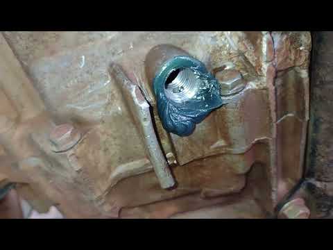 THE BEST WAY TO RETAP A STRIPPED MOTORCYCLE OIL DRAIN PLUG HOLE!
