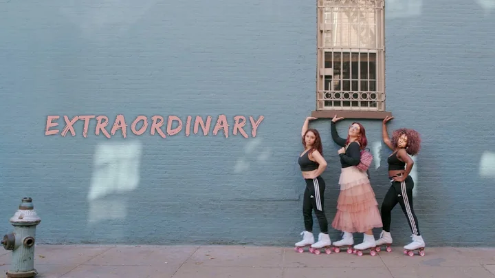 Molly Chapman- "Extraordinary" (Official Music Vid...