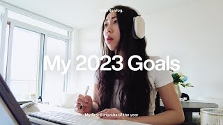 Toronto Vlog — Making 2023 my year, Building a routine, and How my first 6 months of the year went