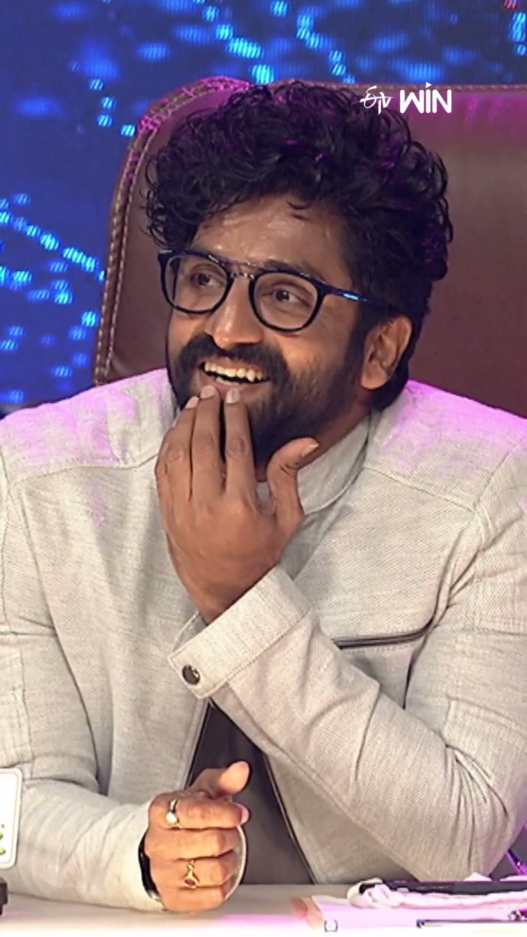 #shorts - హీరోని పట్టుకొని ఎవరు అని అడిగితే ఎట్ట ఉట్టాందో తెలుసా..? #dhee #comedy #sudheer #pradeep