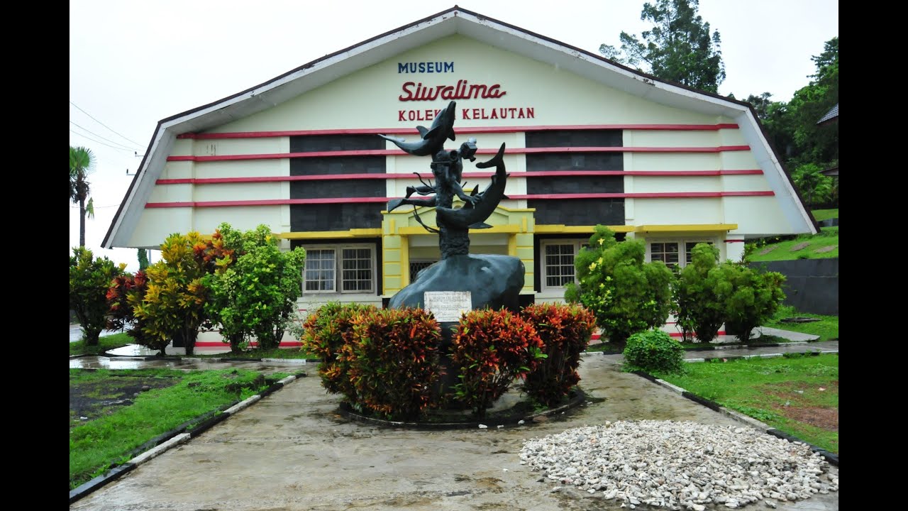 Museum Siwa Lima Maluku Tempat Wisata di Indonesia