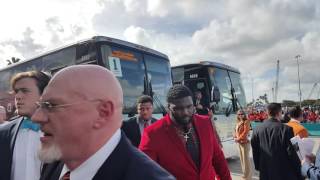 TigerNet.com - Clemson arrives at Orange Bowl