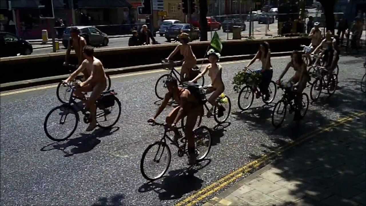 Philly Naked Bike Ride 2010 - YouTube