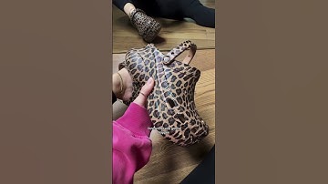 🐆 LEOPARD CROCS…someone take my wallet rn 😭✨🤩 #crocs #crocsbaeclog #leopardprint #platformshoes