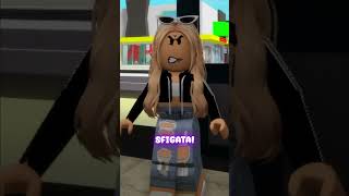 QUESTA SIGNORA È MOLTO CATTIVA!! #roblox #shorts #robloxshorts