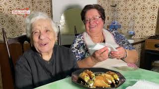 I cannoli siciliani fatti in casa per la madre 94enne, l'emozione vera al suo primo assaggio