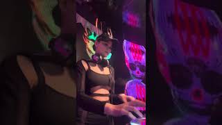 DJ NiNi on the mix tại xitrum