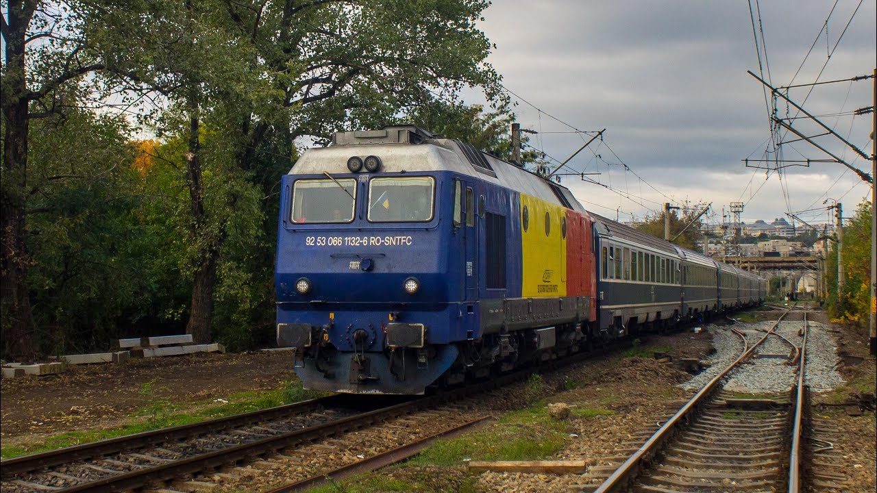 [4K] Activitate feroviară de Sfânta Parascheva în Iași/Railway activity on Saint Parascheva in Iasi