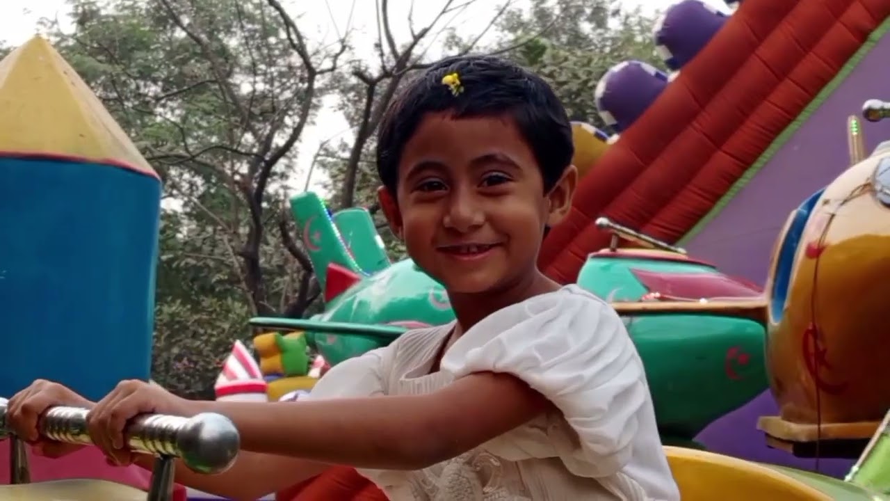 Family r sobai ektu park a ghurte giselam🤣 ja hoisey re vai 😂😂🤣🤣dikhen apnara e 