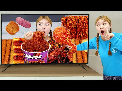Mukbang Fire Mara Spicy Chicken Black Bean Noodles TV속 마라왕 치킨 마라 짜파게티먹방 | HIU 하이유