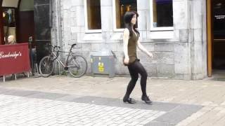 Emma O'Sullivan dancing Sean-Nós (Galway 14/08/2016)