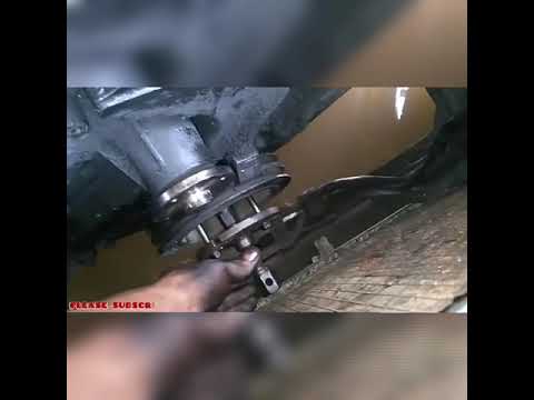 Video: Paano ang pagtanggal ng crankshaft pulley?