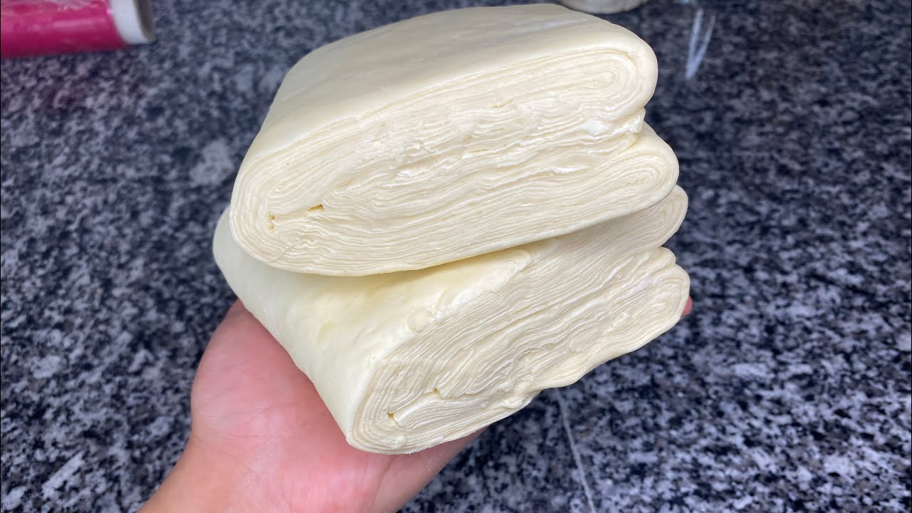 عجين مورق بطريقة سهلة  واقتصادي كيوجد في 10 دقائق بدون مجهود أو وقت طويل