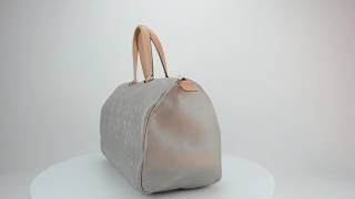 Bolso Carolina Herrera, modelo Andy 10, color plata. - YouTube