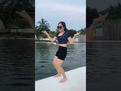 TIK TOK PAPHRICIA DI KOLAM RENANG #shorts