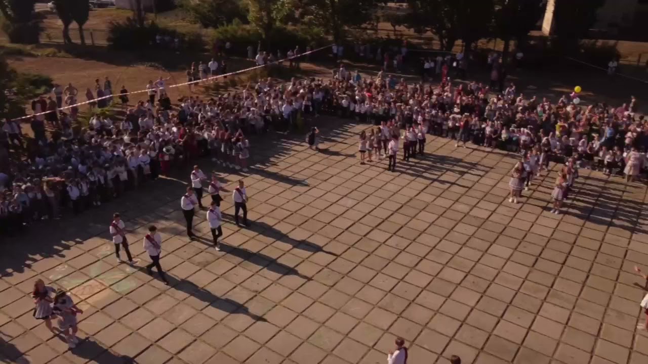 Флешмоб випускників-2022 на святі Першого дзвоника!