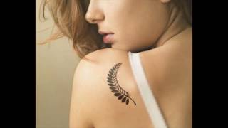 17 Leaf and Clover Tattoo Designs for Women