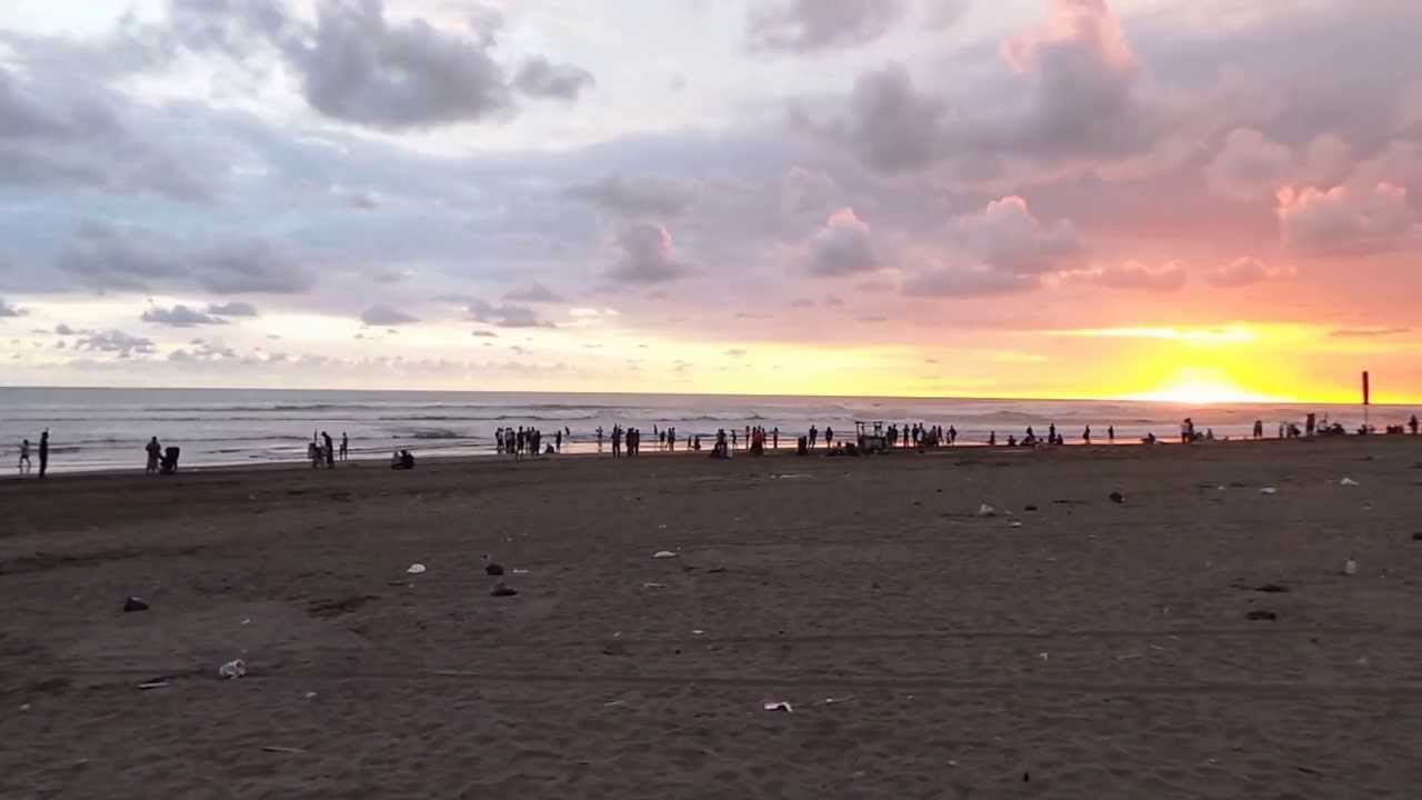 Spot Terbaik Melihat Sunset Pantai Parangtritis Dari Bukti