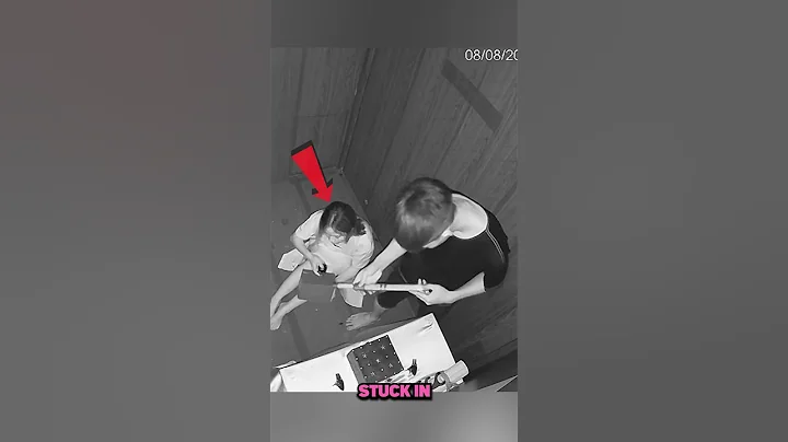 She Fainted in an Escape ROOM!😱