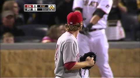 2010/04/16 Iwamura scores on a bad throw