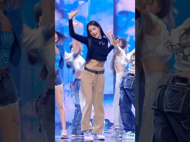 MR REMOVED | Hype Boy - NewJeans 220819 Music Bank #newjeans #hypeboy #minji #musicbank #mrremoved class=