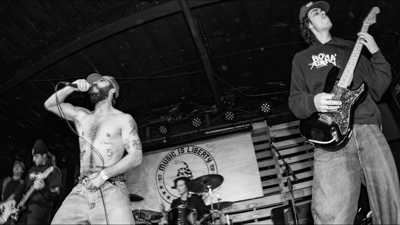 Blind Fortune- “Amends” auf YouTube ansehen Blind Fortune- “Amends” auf YouTube ansehen