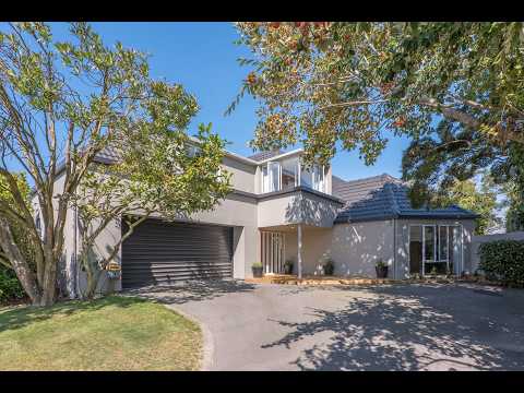 5 Holderness Place, Ilam - Sonia Cameron and Sophie Everson