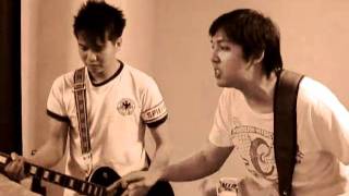 Boys are back in town - Ed Er Aaron Caleb.AVI