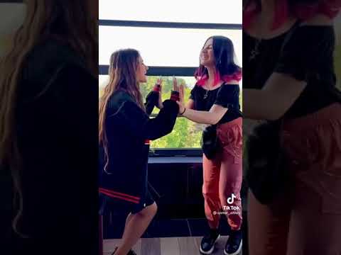تيك توك قمر الطائي مع ليا حمزة على اغنية السكة الثانية