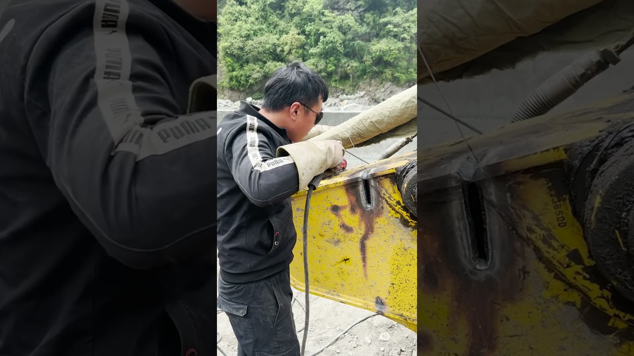 Excavator Boom Weld Repair.