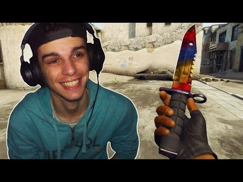 ABRIENDO CAJAS POR UN CUCHILLO - ABRIENDO CAJAS POR UN CUCHILLO