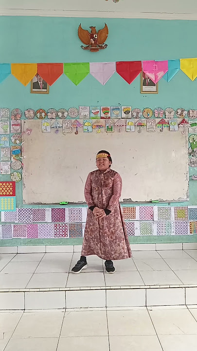 Meiriska menyanyikan lagu Pempek Lenjer🥰