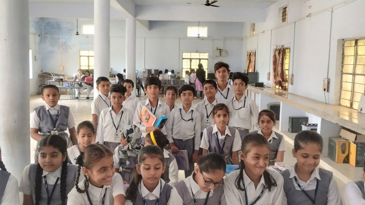 Functions of computer and major operations Input output processing and storage for class 4th to 8th.