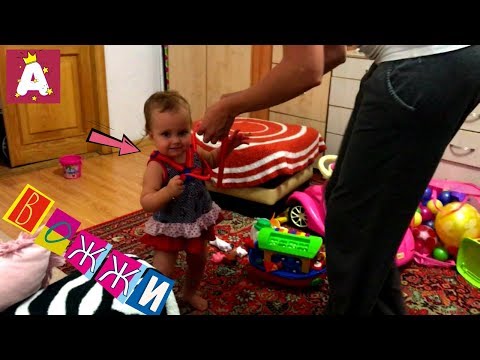 Детские вожжи Как Ангелина училась ходить с помощью вожжи Baby walking assistant
