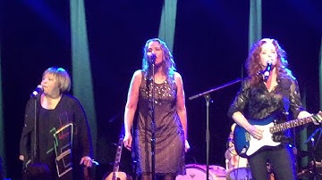 Thumbnail of MAVIS STAPLES with JOAN OSBORNE & BONNIE RAITT - "Will The Circle Be Unbroken" 9/25/15