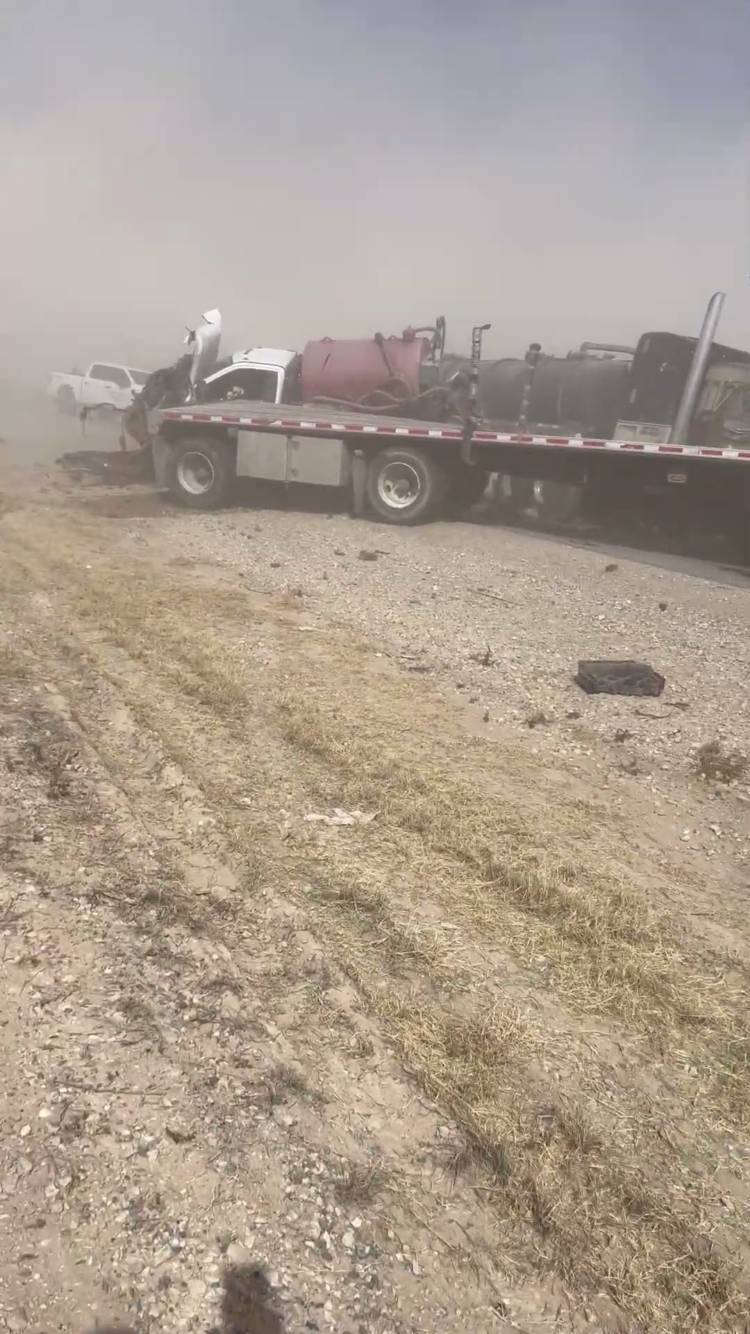 Extreme Winds Lead to Multi-Car Pileup || ViralHog
