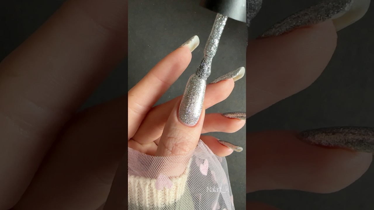 Silver glitter gel polish ✨💅🏻 nail swatching 💖 