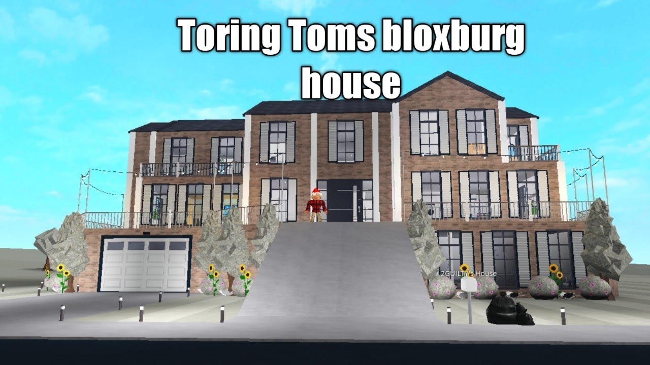 Touring Tom's Roblox to bloxburg house YouTube
