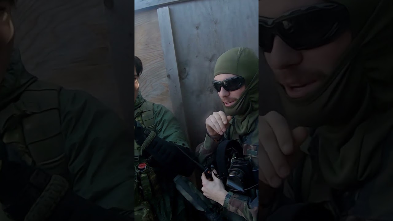 When randoms are on your frequency! 