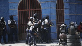 No Comment | Escenas de guerra en Haití por enfrentamientos entre bandas en la capital